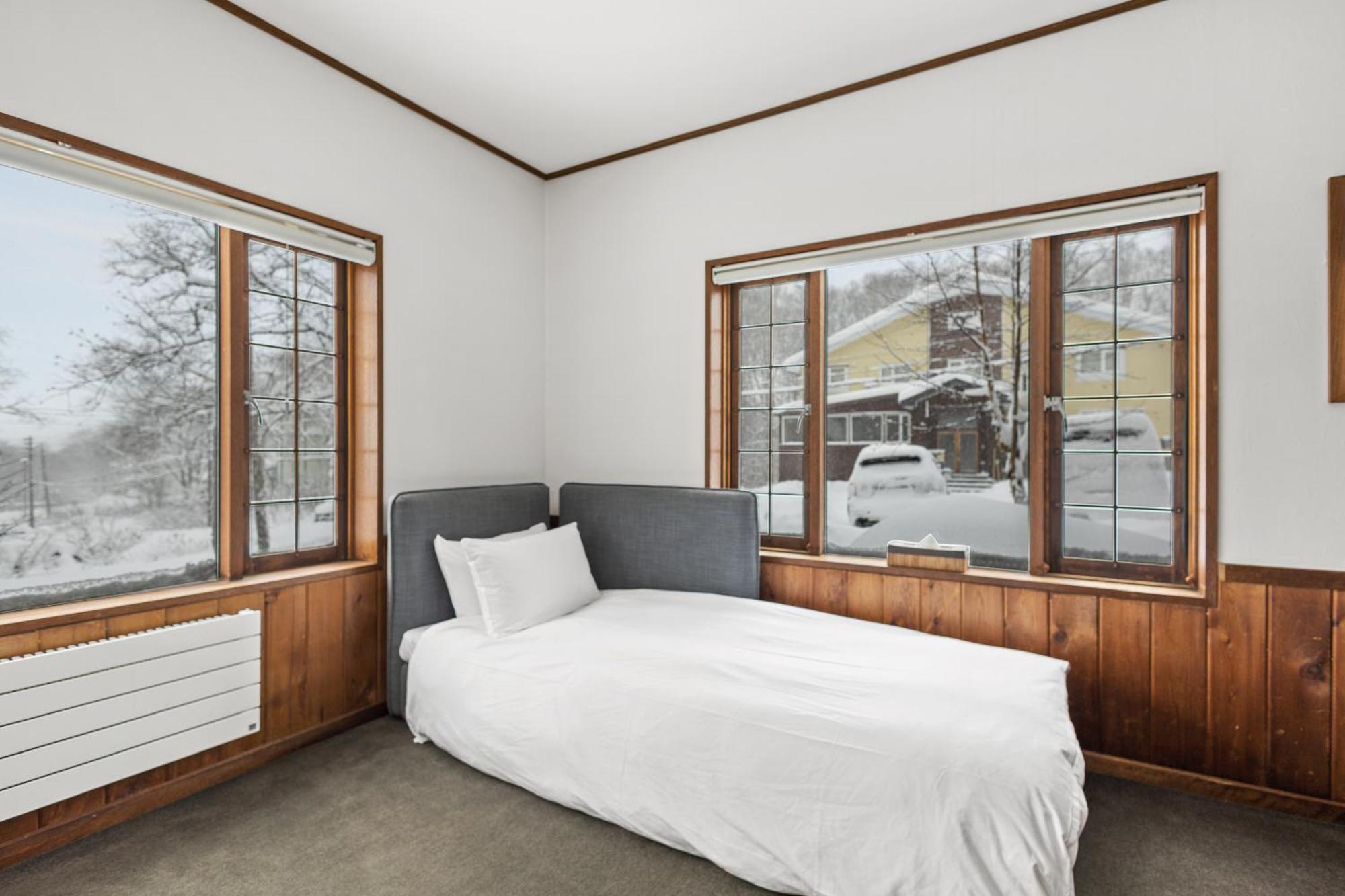 401 Annupuri Lodge